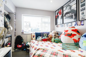 Photo 13- click for photo gallery